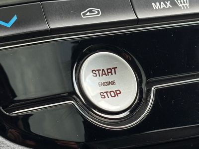 Jaguar F-Pace 2.0D I4 180k R-Sport AWD A/T | img. 64