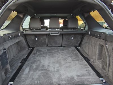 Land Rover Discovery 2.0L TD4 SE AWD A/T | img. 21