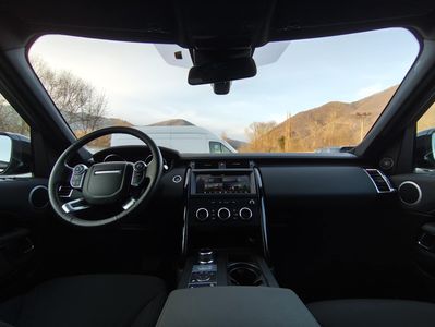 Land Rover Discovery 2.0L TD4 SE AWD A/T | img. 25