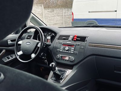 Ford C-Max 1.8 TDCi Duratorq Trend X - fotografia 29