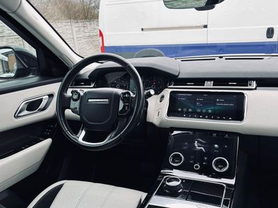 Land Rover Range Rover Velar 2.0D - fotografia 34