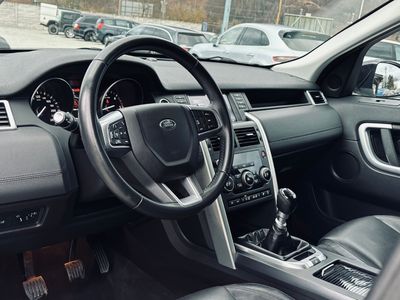 Land Rover Discovery Sport 2.0L TD4 Pure - fotografia 22