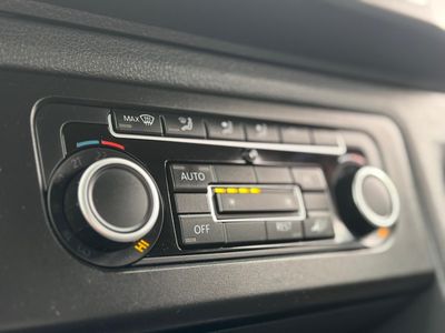 Volkswagen Amarok DC 2.0 BiTDI Highline - fotografia 28