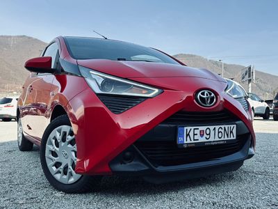 Toyota Aygo 1.0 VVT-i Selection - fotografia 20