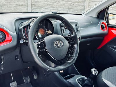Toyota Aygo 1.0 VVT-i Selection - fotografia 29