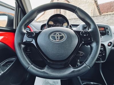 Toyota Aygo 1.0 VVT-i Selection - fotografia 43