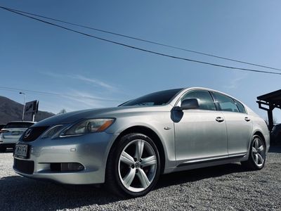 Lexus GS 300 Luxury - fotografia 18