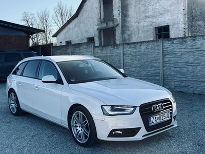 Audi A4 Avant 2.0 TDI 150k multitronic - fotografia 14