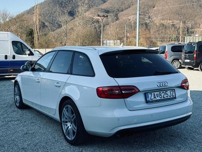 Audi A4 Avant 2.0 TDI 150k multitronic - fotografia 17