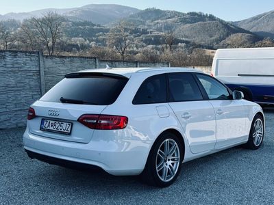 Audi A4 Avant 2.0 TDI 150k multitronic - fotografia 19