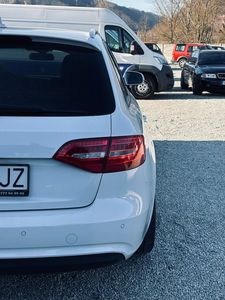 Audi A4 Avant 2.0 TDI 150k multitronic - fotografia 23