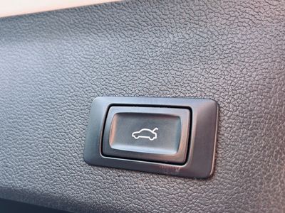 Audi A4 Avant 2.0 TDI 150k multitronic - fotografia 27