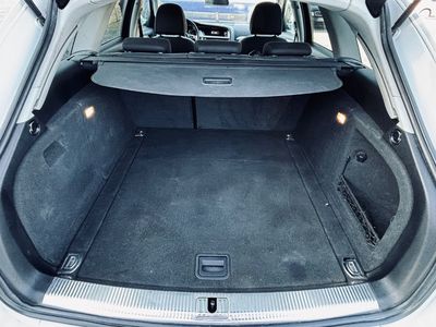 Audi A4 Avant 2.0 TDI 150k multitronic - fotografia 30