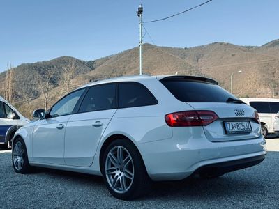 Audi A4 Avant 2.0 TDI 150k multitronic - fotografia 7