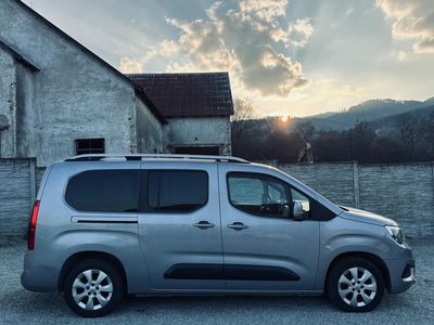 Opel Combo Van 1.5 CDTI 130k Enjoy XL AT8 - fotografia 12