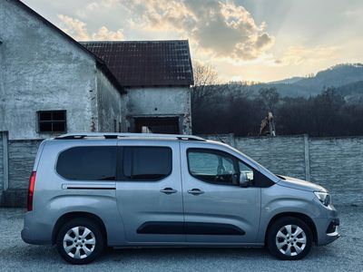 Opel Combo Van 1.5 CDTI 130k Enjoy XL AT8 - fotografia 22