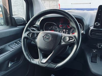 Opel Combo Van 1.5 CDTI 130k Enjoy XL AT8 - fotografia 36