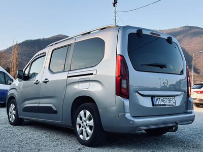Opel Combo Van 1.5 CDTI 130k Enjoy XL AT8 - fotografia 9