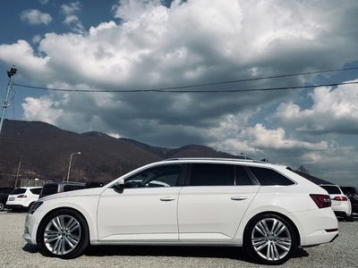 Škoda Superb Combi 2.0 TDI 190k 4x4 Style DSG EU6 - fotografia 10
