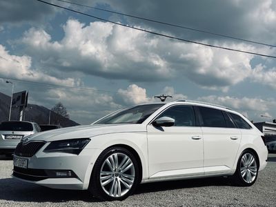 Škoda Superb Combi 2.0 TDI 190k 4x4 Style DSG EU6 - fotografia 11