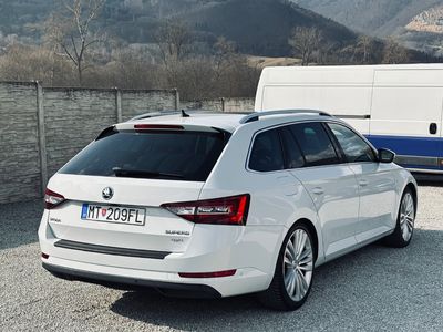 Škoda Superb Combi 2.0 TDI 190k 4x4 Style DSG EU6 - fotografia 19