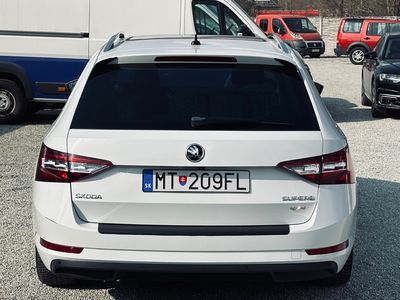 Škoda Superb Combi 2.0 TDI 190k 4x4 Style DSG EU6 - fotografia 20