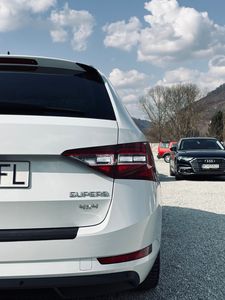 Škoda Superb Combi 2.0 TDI 190k 4x4 Style DSG EU6 - fotografia 30