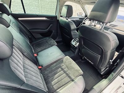 Škoda Superb Combi 2.0 TDI 190k 4x4 Style DSG EU6 - fotografia 33