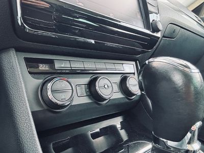 Škoda Superb Combi 2.0 TDI 190k 4x4 Style DSG EU6 - fotografia 50