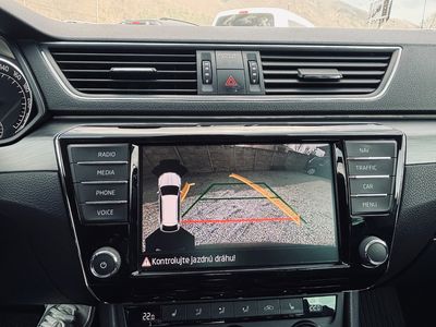 Škoda Superb Combi 2.0 TDI 190k 4x4 Style DSG EU6 - fotografia 53