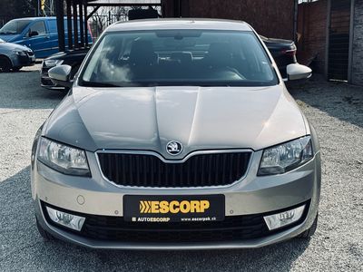 Škoda Octavia 1.2 TSI 110k Business - fotografia 26