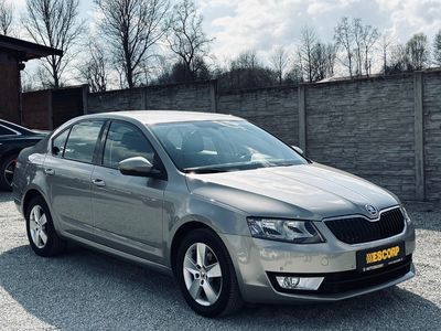 Škoda Octavia 1.2 TSI 110k Business - fotografia 27