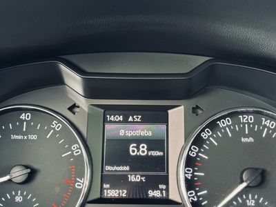 Škoda Octavia 1.2 TSI 110k Business - fotografia 53