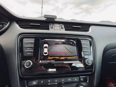 Škoda Octavia 1.2 TSI 110k Business - fotografia 55