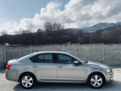 Škoda Octavia 1.2 TSI 110k Business - 6