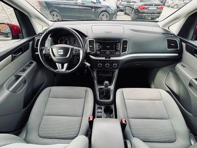 Seat Alhambra 2.0 TDI CR DPF Style - fotografia 32