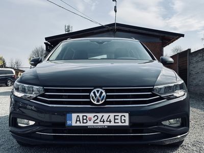 Volkswagen Passat Variant 2.0 TDI EVO Business DSG - fotografia 10