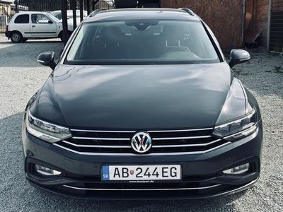 Volkswagen Passat Variant 2.0 TDI EVO Business DSG - fotografia 21