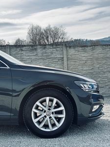 Volkswagen Passat Variant 2.0 TDI EVO Business DSG - fotografia 23