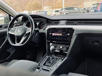 Volkswagen Passat Variant 2.0 TDI EVO Business DSG - fotografia 29