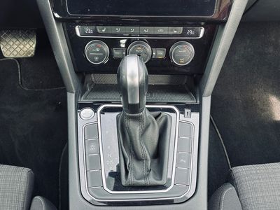Volkswagen Passat Variant 2.0 TDI EVO Business DSG - fotografia 34
