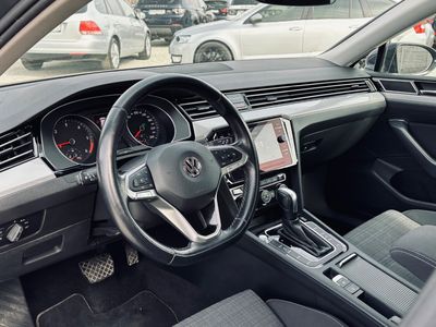 Volkswagen Passat Variant 2.0 TDI EVO Business DSG - fotografia 37