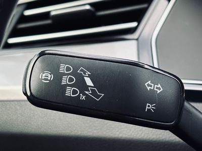 Volkswagen Passat Variant 2.0 TDI EVO Business DSG - fotografia 43