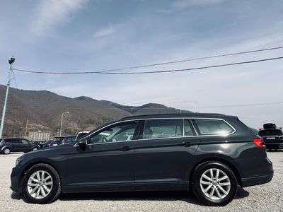 Volkswagen Passat Variant 2.0 TDI EVO Business DSG - fotografia 7