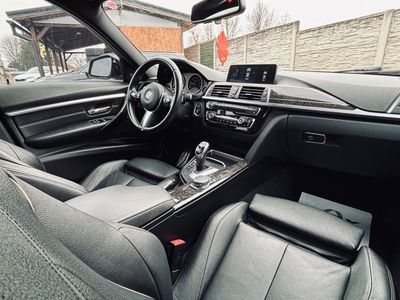 BMW Rad 3 340i xDrive Luxury Line A/T - fotografia 36