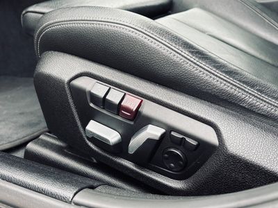 BMW Rad 3 340i xDrive Luxury Line A/T - fotografia 45