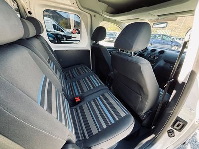 Volkswagen Caddy Life 1.6 TDI 102k Comfortline Maxi - fotografia 26