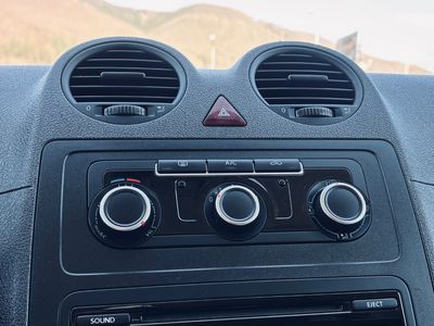 Volkswagen Caddy Life 1.6 TDI 102k Comfortline Maxi - fotografia 40