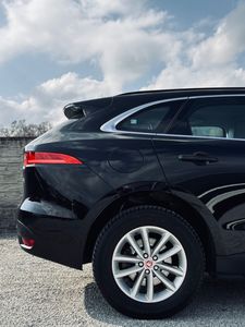 Jaguar F-Pace 2.0D I4 180k Prestige AWD A/T - fotografia 28