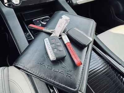 Jaguar F-Pace 2.0D I4 180k Prestige AWD A/T - fotografia 54